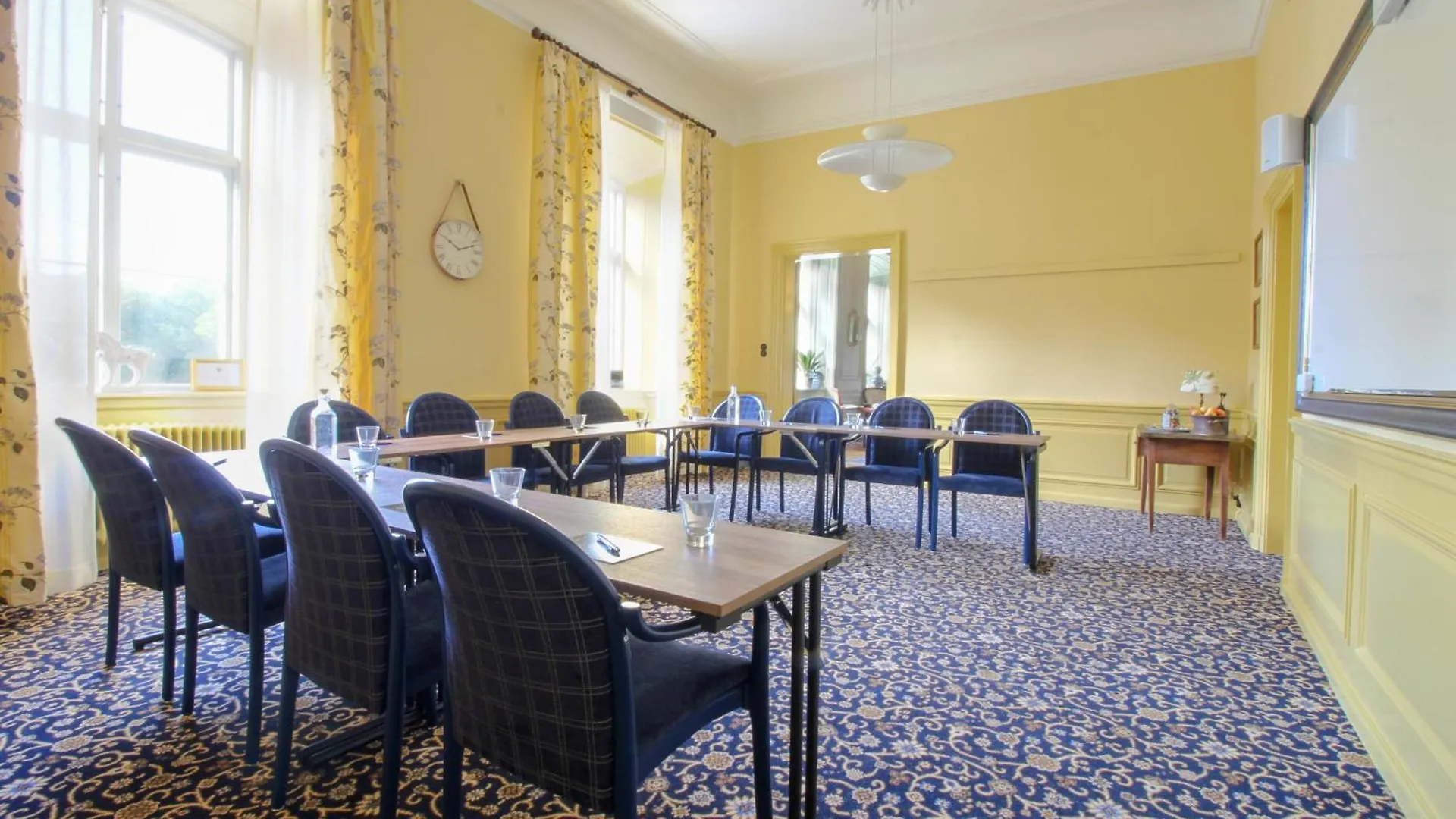 Akeshofs Slott Hotel Stockholm 3*,  Sweden
