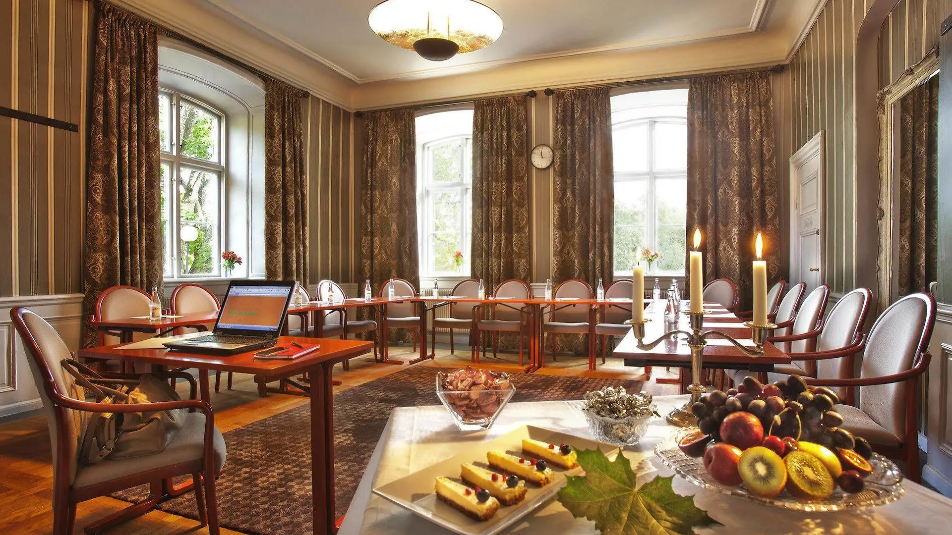 Akeshofs Slott Hotel Stockholm 3*,